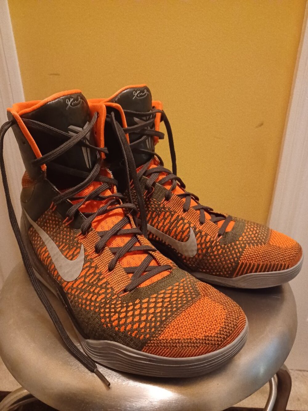 Nike Kobe 9 Elite "Strategy" High-Top Basketball Sneaker, Size 13